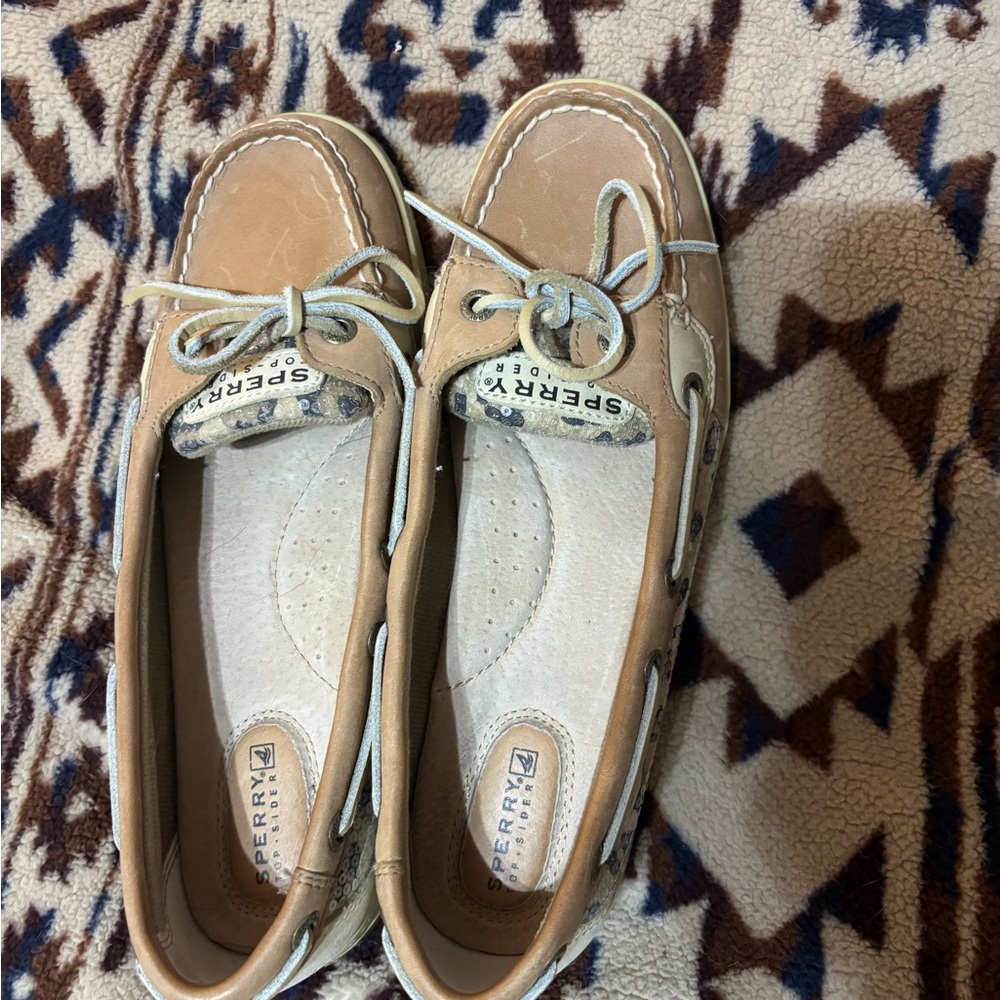 Sperry Tan and Cream Boat Shoes